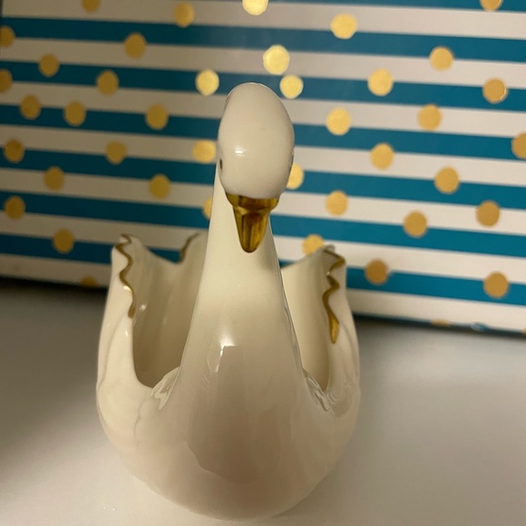 Lenox swan trinket dish with gold trim - Picture 3 of 6